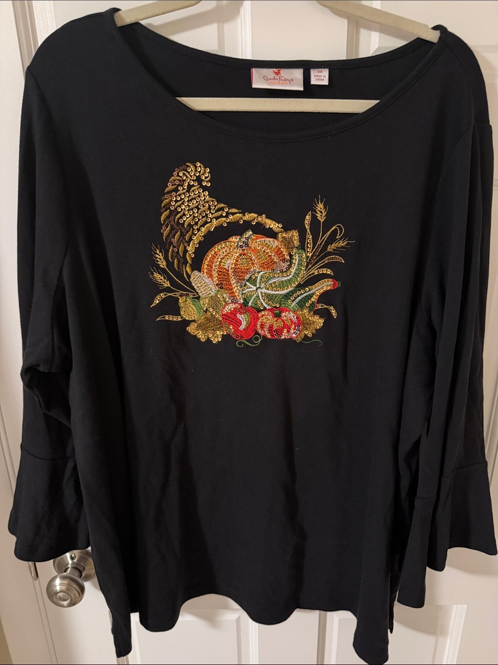 Quacker Factory Black Fall Harvest Cornucopia
Sequined Embroidered Tunic Top 3X
